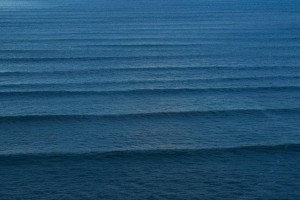 waves rolling across the ocean